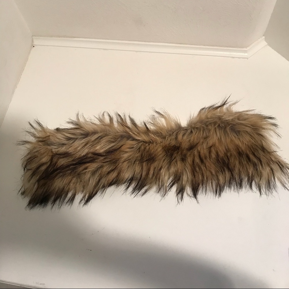 detachable faux fur